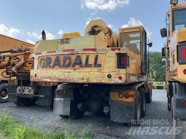 Gradall XL4100 轮式挖掘机