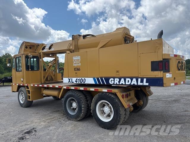 Gradall XL4100 轮式挖掘机
