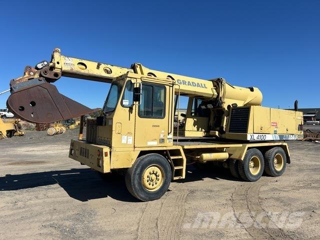 Gradall XL4100 轮式挖掘机