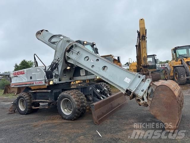 Gradall XL4300 轮式挖掘机