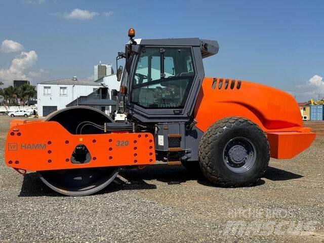 Hamm 320 单轮压路机