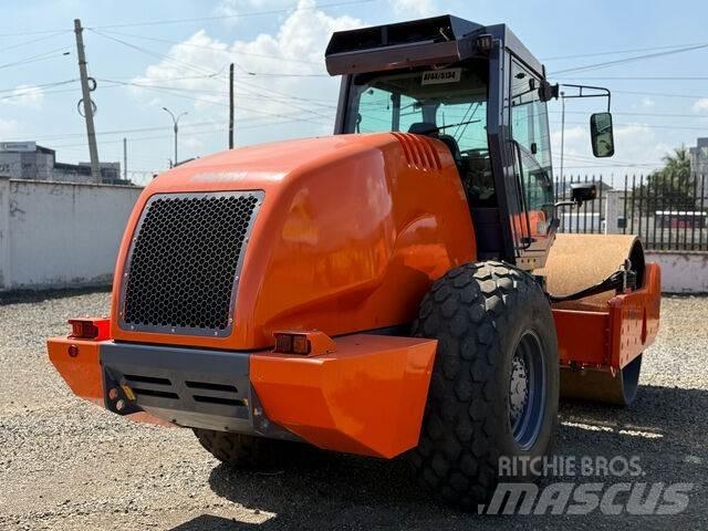 Hamm 320 单轮压路机