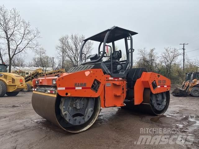 Hamm HD 120 双轮压路机