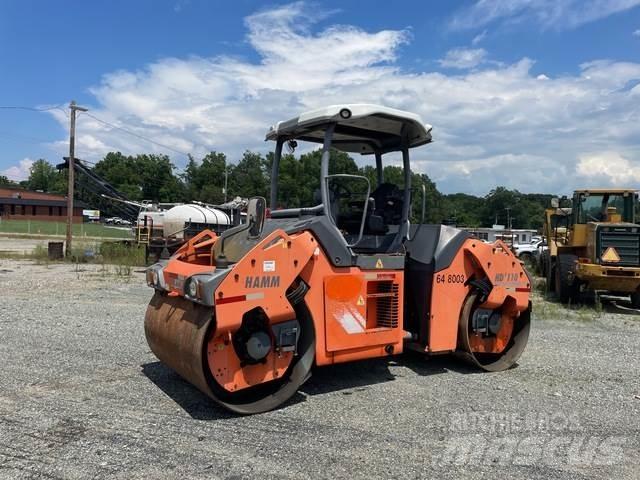 Hamm HD110VV 双轮压路机