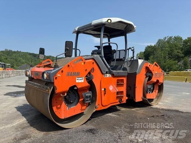 Hamm HD120i 双轮压路机