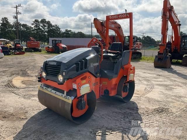 Hamm HD12VV 双轮压路机