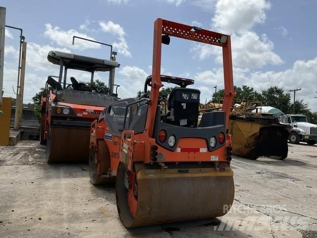 Hamm HD14 i VO 双轮压路机