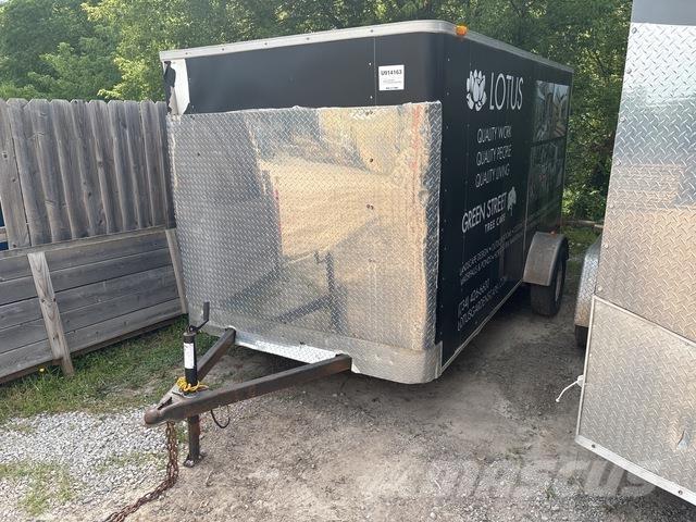Haulmark  厢式拖车