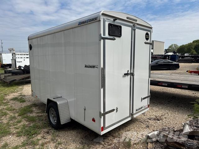 Haulmark  厢式拖车