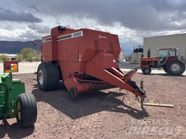 Hesston 4900 方捆打捆机