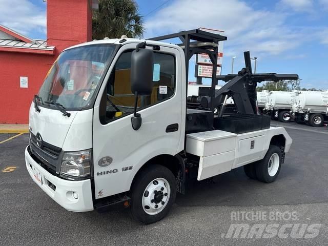 Hino 155 救援车