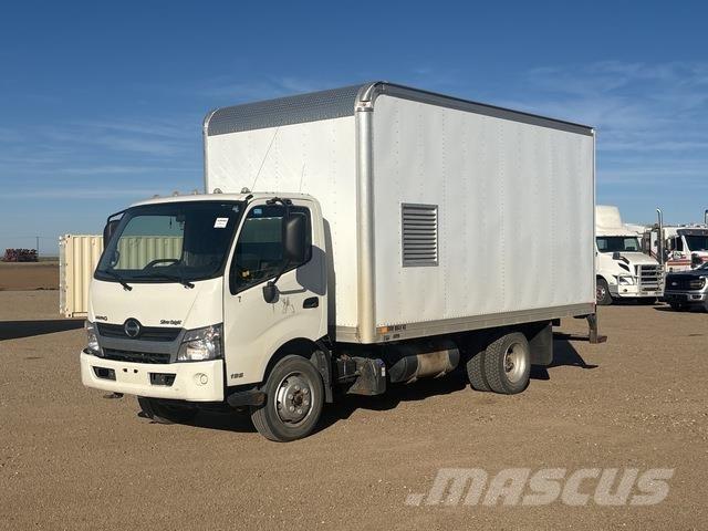 Hino 195 厢式货车