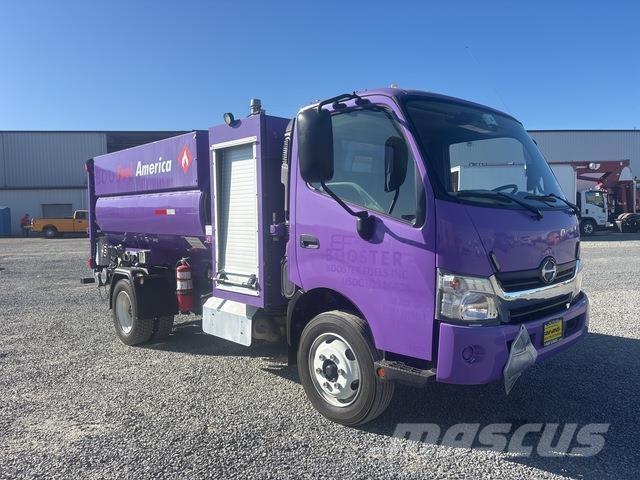 Hino 195 油罐车