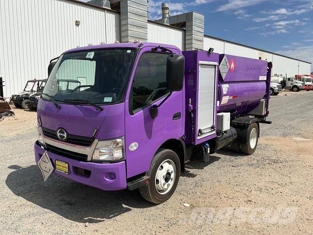 Hino 195 油罐车