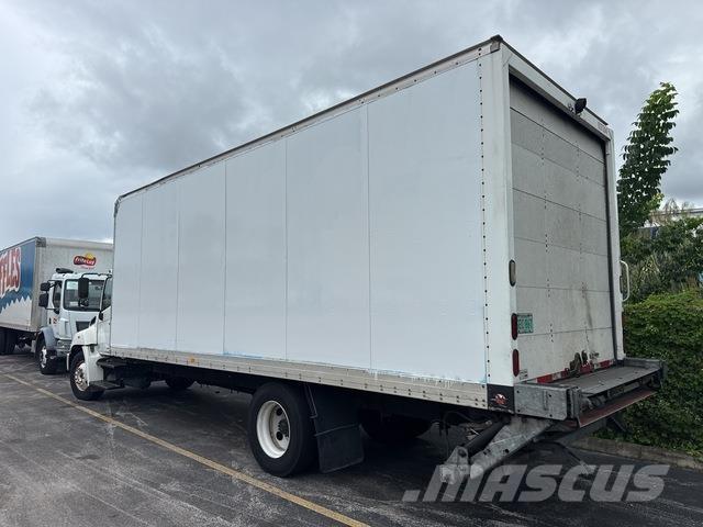 Hino 238 厢式货车