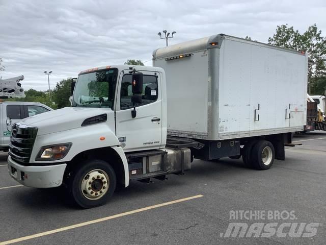 Hino 258 厢式货车