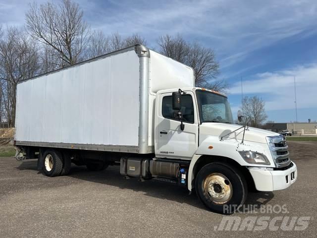 Hino 268 厢式货车