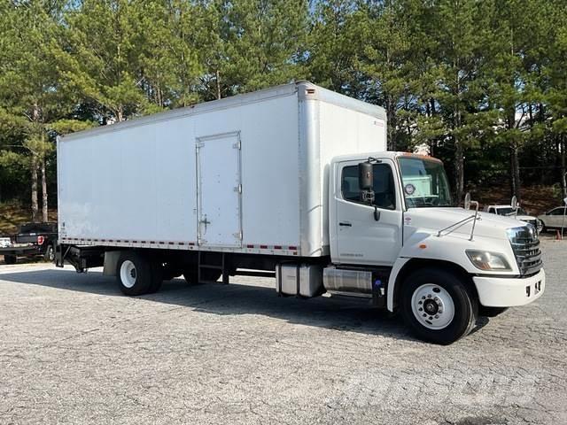 Hino 268 厢式货车