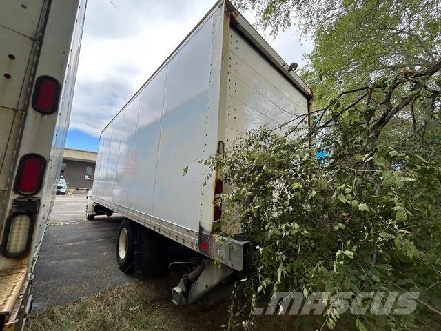 Hino 268 厢式货车