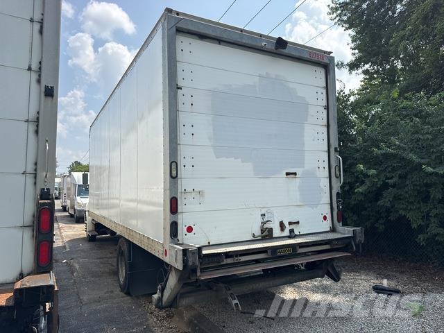 Hino 268 厢式货车