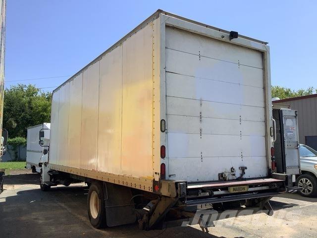 Hino 268 厢式货车
