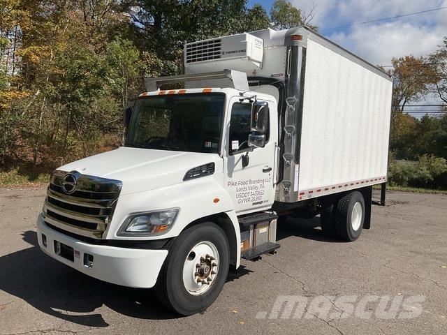 Hino 268 冷藏车