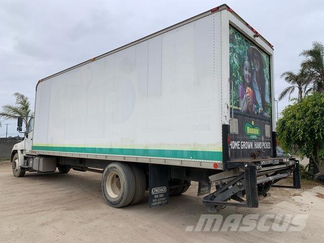 Hino 268 厢式货车