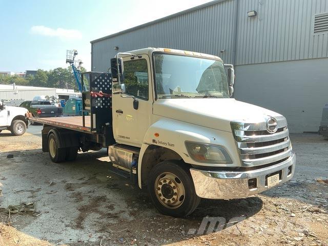 Hino 268A 救援车