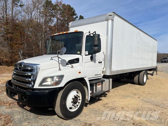 Hino 269 厢式货车