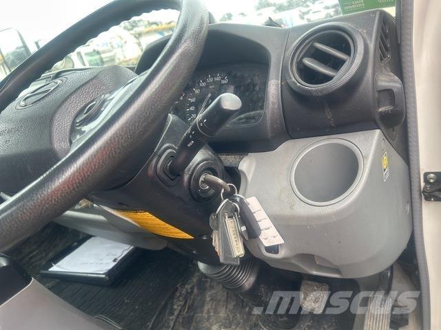 Hino 300 921 建筑机械-其他