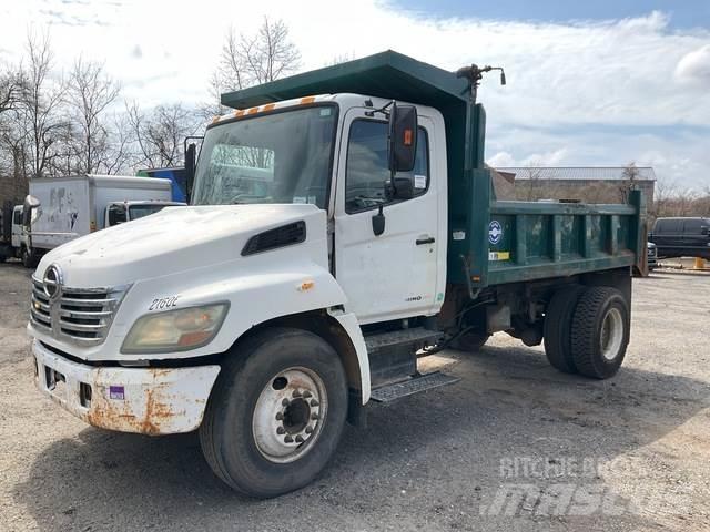 Hino 338 自卸式货车