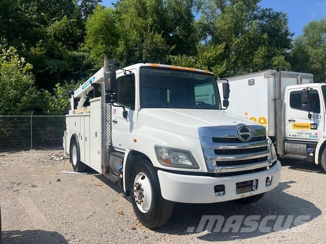 Hino 338 市政车