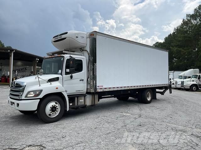 Hino 338 冷藏车