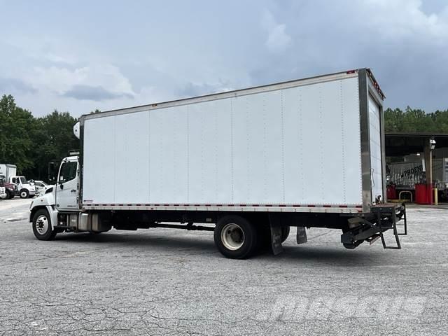 Hino 338 冷藏车
