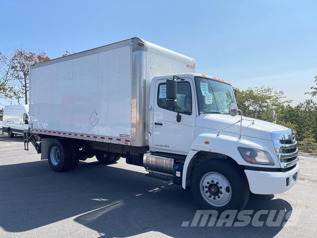 Hino 338 厢式货车