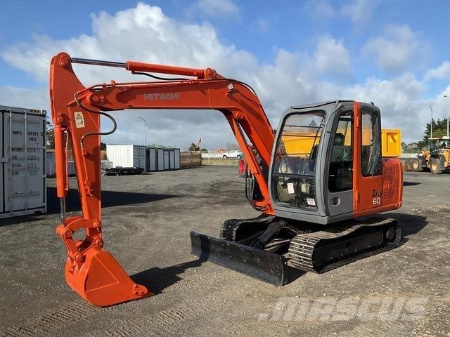 Hitachi ZX60 小型挖掘机