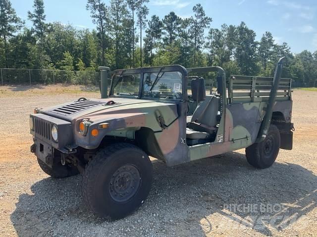  HMMWV M1152 皮卡车