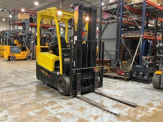 Hyster  电动叉车