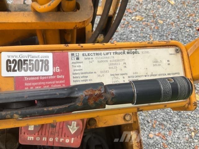 Hyster E25XL 电动叉车