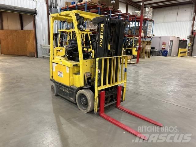 Hyster E50XN 电动叉车