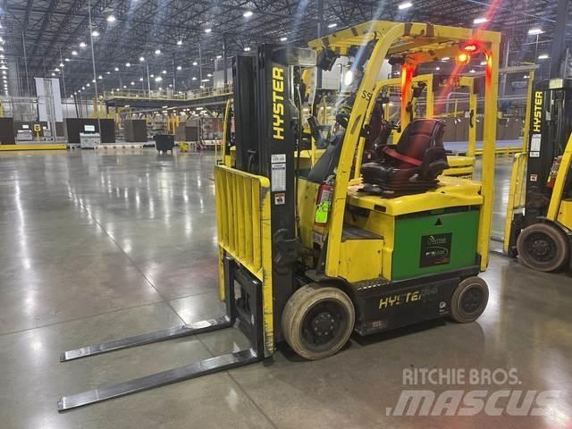 Hyster E50XN 电动叉车