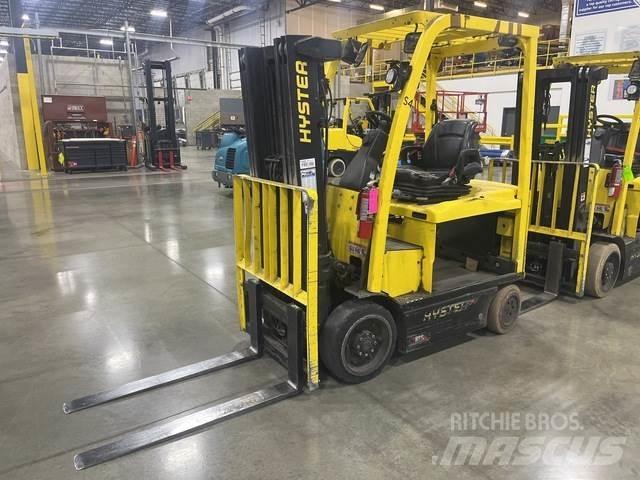 Hyster E50XN 电动叉车