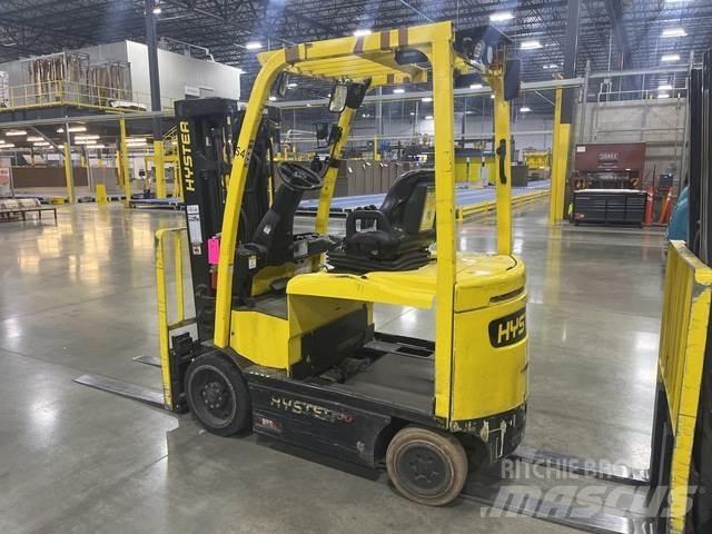 Hyster E50XN 电动叉车