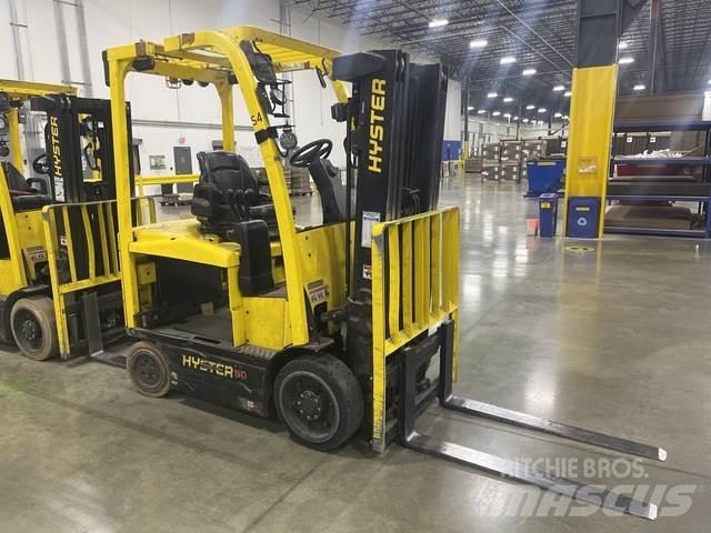 Hyster E50XN 电动叉车