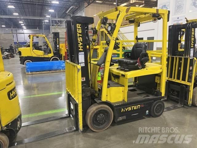 Hyster E50XN 电动叉车