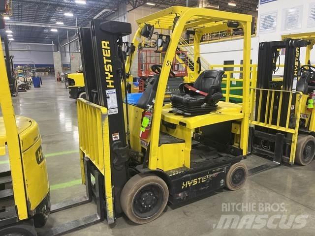 Hyster E50XN 电动叉车