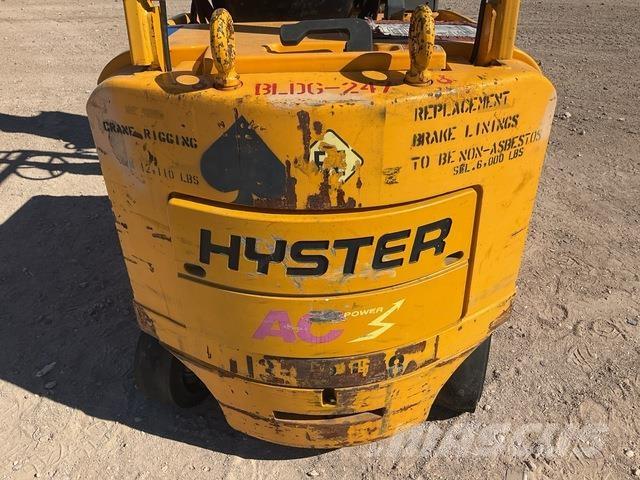 Hyster E65Z-40 电动叉车