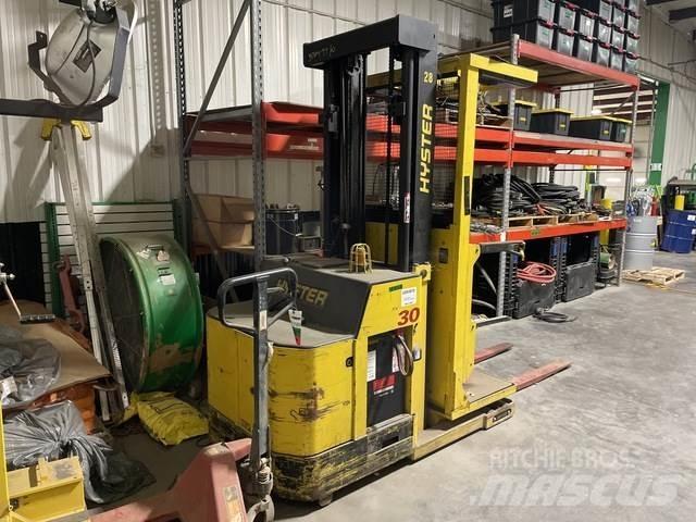 Hyster R30XMS 电动叉车