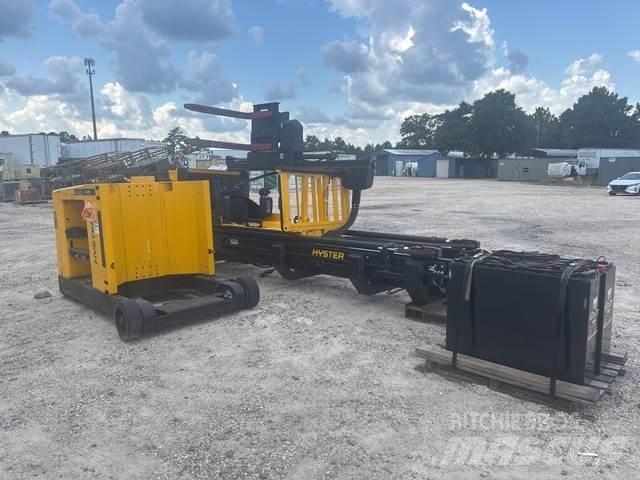 Hyster V30ZMU 中端式装载机