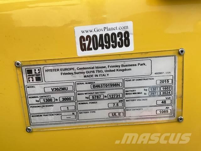 Hyster V30ZMU 中端式装载机